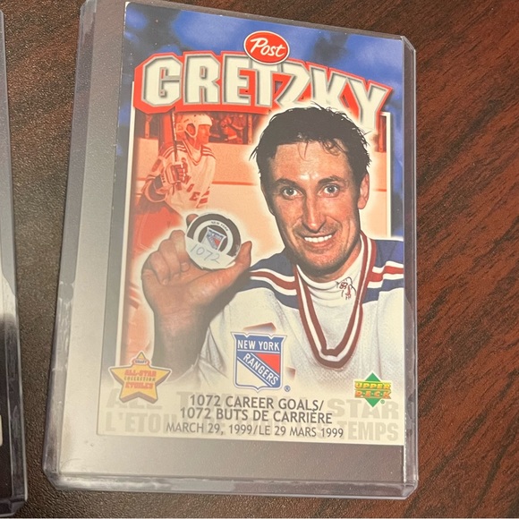 Post wayne gretzky hockey cards upper deck - Picture 3 of 6